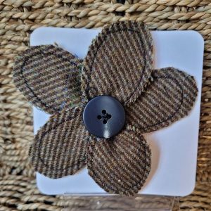 Flower Pin